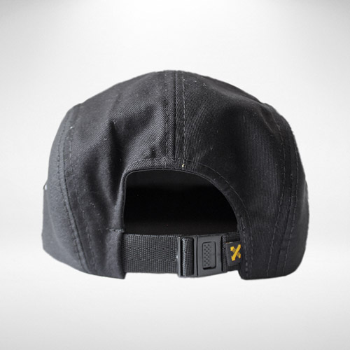 gorra DKY BLACKLABEL